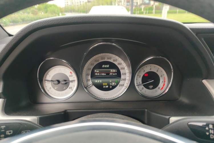 Used Mercedes-Benz GLK-Class 2015 GLK 260 4MATIC Dynamic Edition Ultimate Version Instrument Cluster