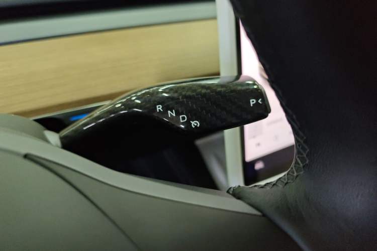 Used Tesla Model Y 2021 Standard Range Rear-Wheel Drive Version Gear Lever