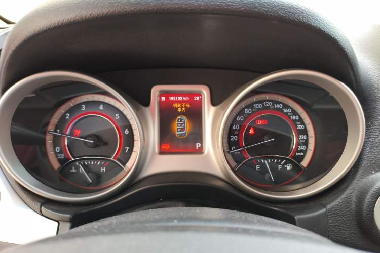 Used Dodge Journey 2013 2.4L Two-Wheel Drive Luxury Version Instrument Cluster