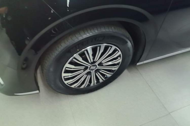 Used BYD Xia 2025 DM-i 1.5T 180km Beyond Edition
