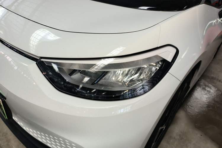 Used Volkswagen ID.3 2025 Smart Model Outstanding Oxygen Edition