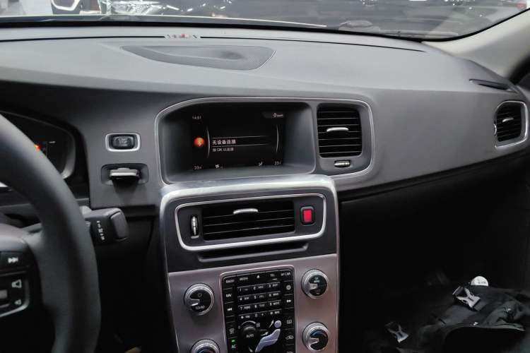 Used Volvo S60 2019 S60L T3 Intelligent Upgrade Edition