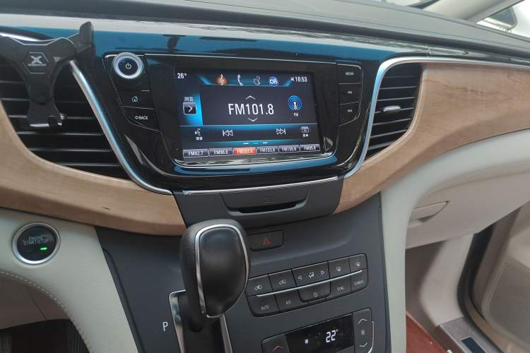 Used Buick GL8 2018 ES 28T Comfort Model China VI Standard