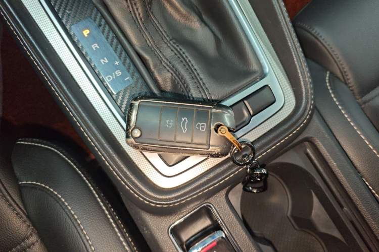 Used MG 6 2017 20T Automatic Luxury Smart Connect Version China V Standard Vehicle Key