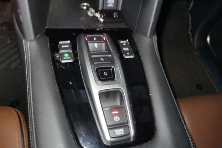 Used Honda UR-V 2017 370TURBO 2WD Prestige Edition China V