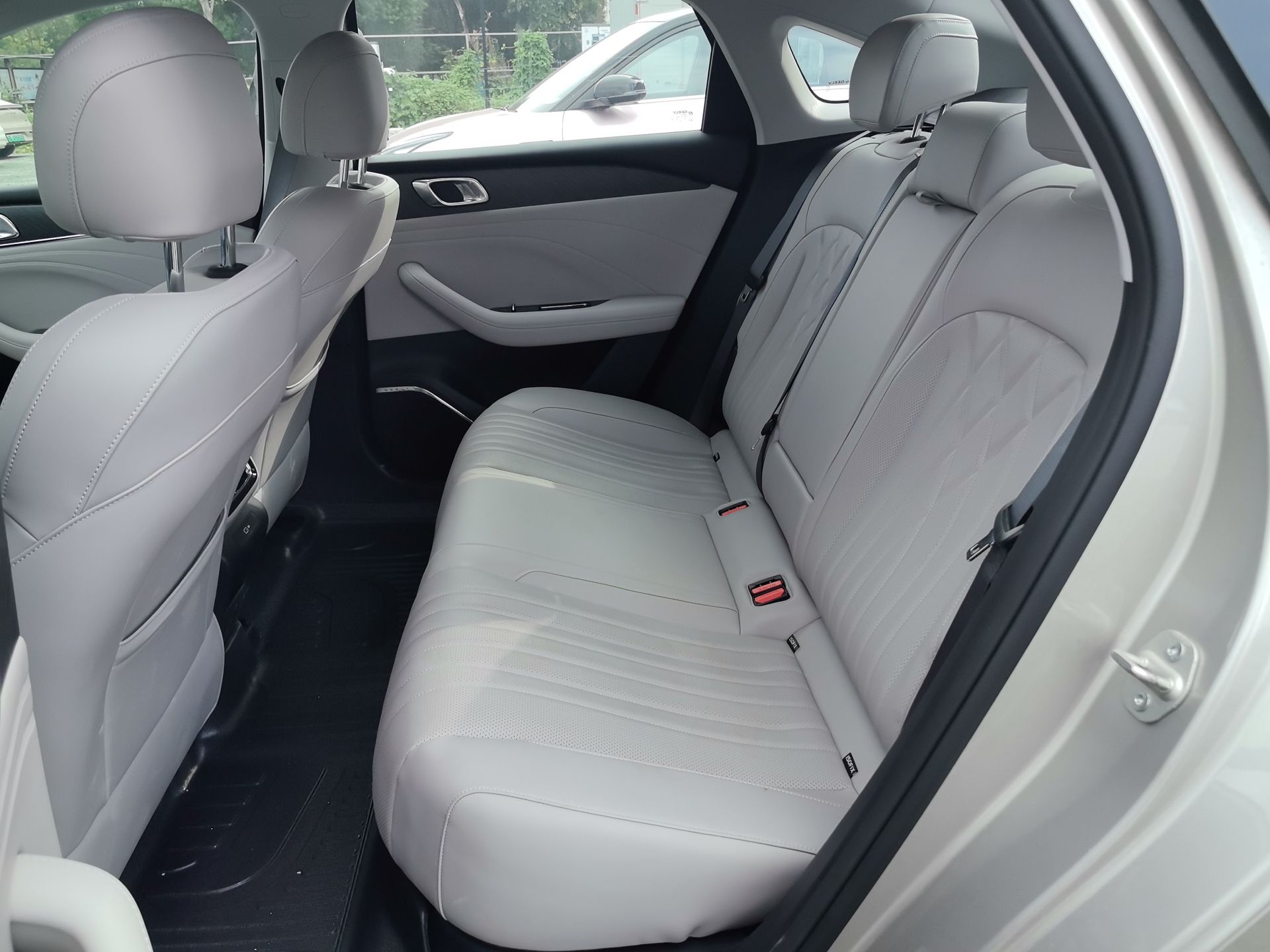 Geely Galaxy Stellar 6 2026 Model 125km Exploration+ Edition — снимка 14