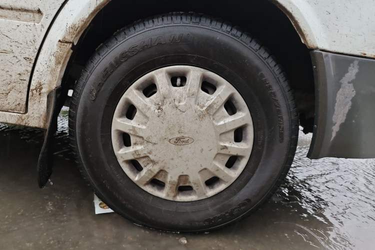 Used Ford Classic Transit 2009 2.8T Diesel Multi-Function Long-Wheelbase Mid-Roof JX493ZLQ3