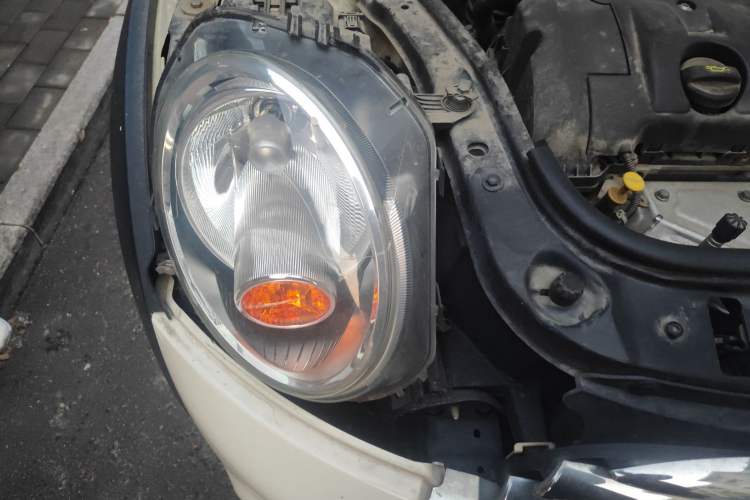 Used MINI 2012 1.6L ONE Baker Street Right Front Headlight