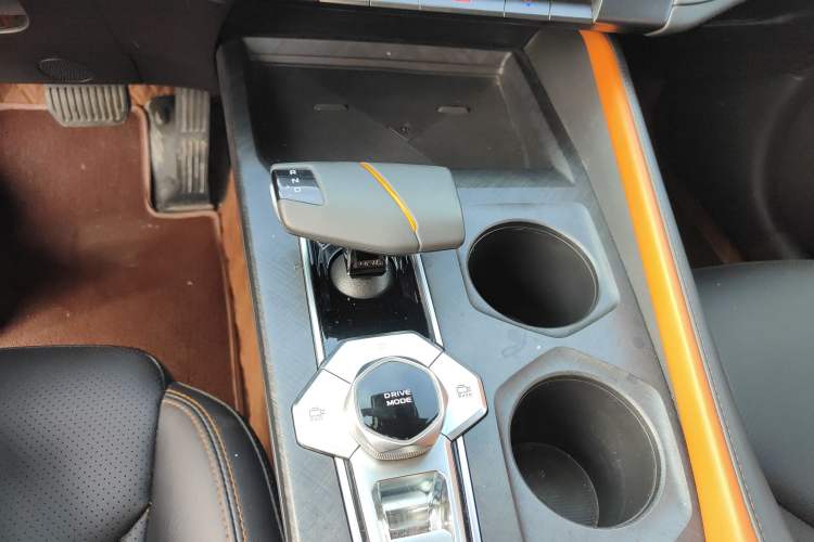 Used CHANGAN UNI-V 2022 1.5T Prestige Version