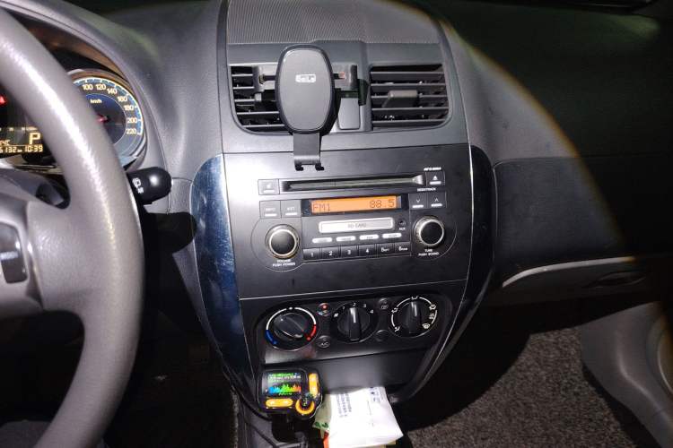 Used Suzuki SX4 2011 Revised 1.6L Automatic Dynamic Version
