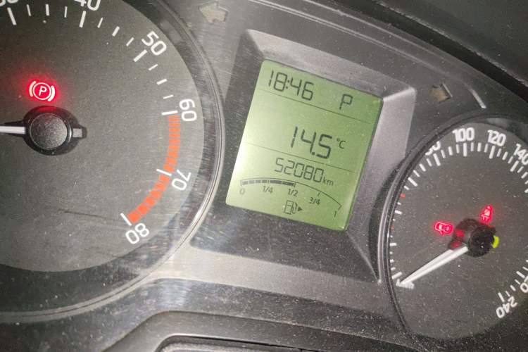 Used Skoda Fabia 2015 1.4L Automatic Front-Drive Model Odometer Close Up