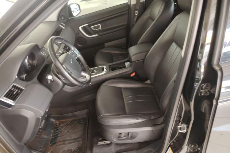 Used Land Rover Discovery Sport 2018 240 PS SE Version