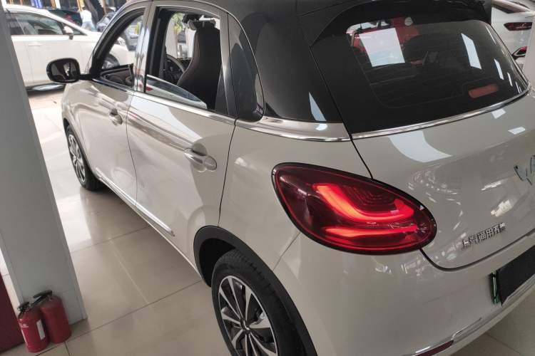 Used Wuling Bingo 2023 410 km Lingxi Deluxe Edition
