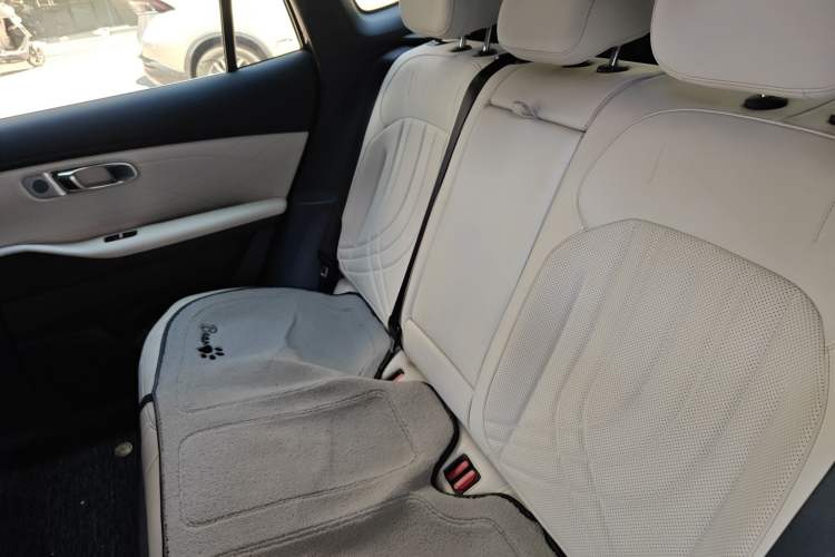 Used Geely Galaxy Xingjian 7 EM-i 2025 120km Exploration+ Version
