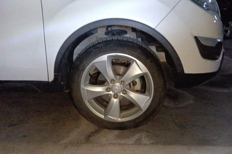 Used CHANGAN CS35 2016 1.6L Automatic Prestige Model China V Standard Right Front Wheel Hub