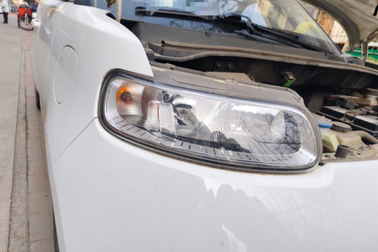 Used ORA White Cat 2022 Upgraded Model 305km Range Luxury Version Lithium-Ion Battery