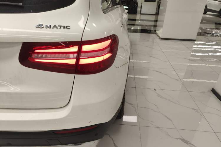 Used Mercedes-Benz GLC 2016 GLC 200 4MATIC
