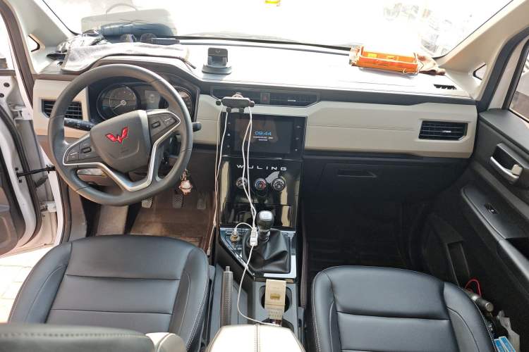 Used Wuling Zhengcheng 2021 1.5T Manual Luxury Version