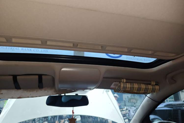 Used Volkswagen Polo 2012 1.6L Cross Polo Automatic Transmission Headliner