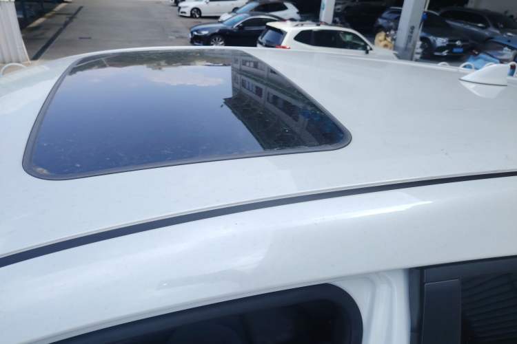 Used Toyota C-HR 2022 2.0L Comfort Edition Roof