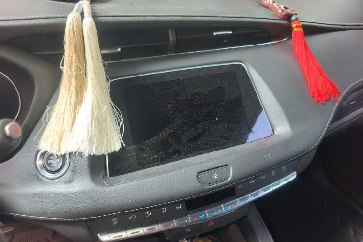 Used Cadillac XT4 2018 28T Two-Wheel Drive Tech Version