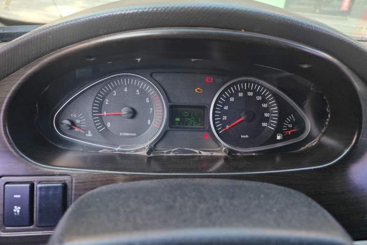 Used JAC Group Refine 2011 2.4L Government Procurement Version Manual Luxury Trim