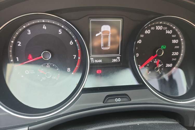 Used Volkswagen Teramont 2017 380TSI Four-Wheel Drive Luxury Edition Odometer Close Up