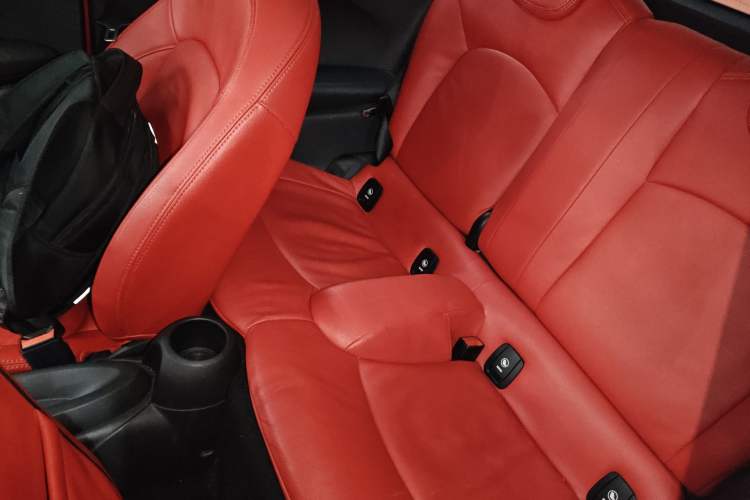 Used MINI 2014 1.5T COOPER Fun
