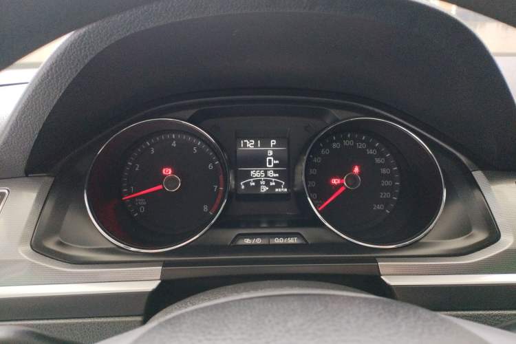 Used Volkswagen Bora 2016 1.6L Automatic Fashion Model
