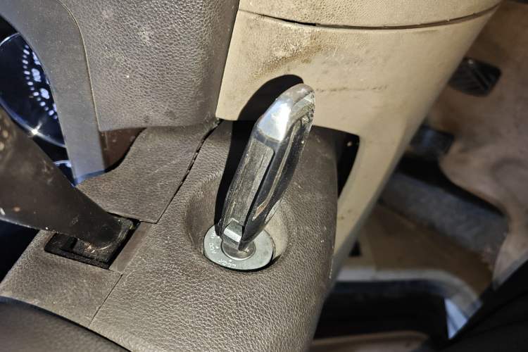 Used BAIC Weiwang M30 2015 1.5L Basic Version DAM15 Vehicle Key