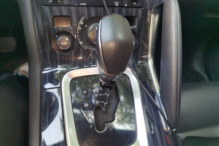 Used Peugeot 3008 2015 1.6THP Automatic Trend Edition