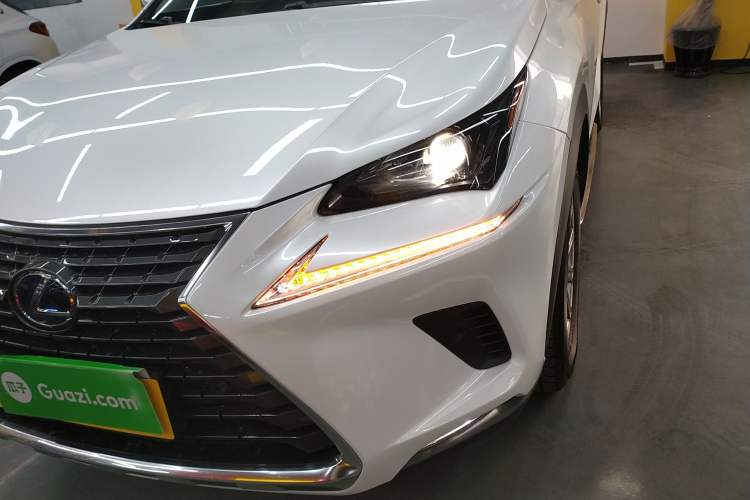 Used Lexus NX 2020 300h Front-Drive FENGSHANG Version China VI Standard
