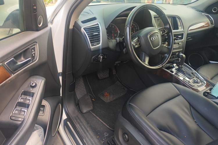 Used Audi Q5 2011 2.0TFSI Comfort Version