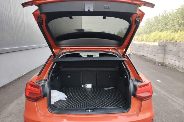 Used Audi Q2L 2018 35 TFSI Fashion Dynamic Version China V Emission Standard Trunk