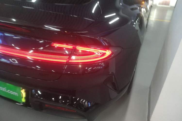Used Xiaomi Auto SU7 2024 Rear-Drive Long-Range Intelligent Driving Version

