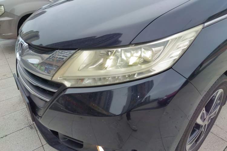 Used Honda Odyssey 2015 2.4L Smart Edition
