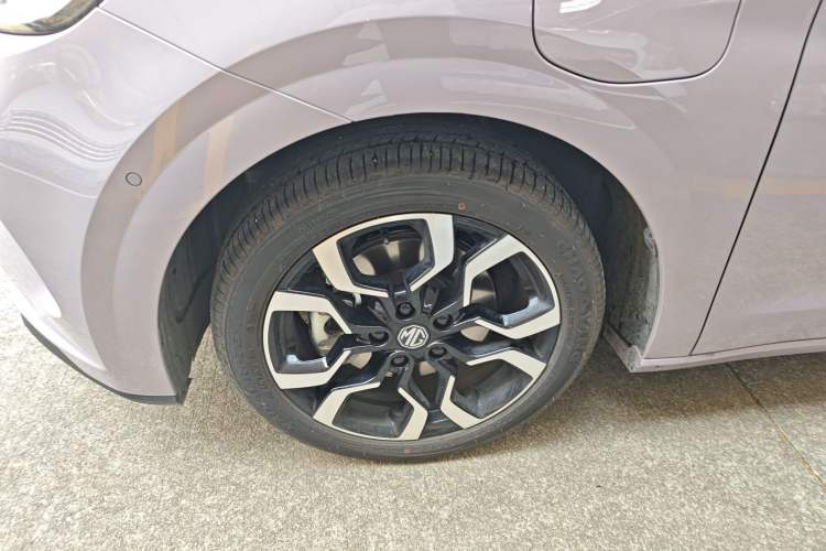 Used MG 4 EV 2026 Model 530 Smart Fun Edition Left Front Wheel Hub