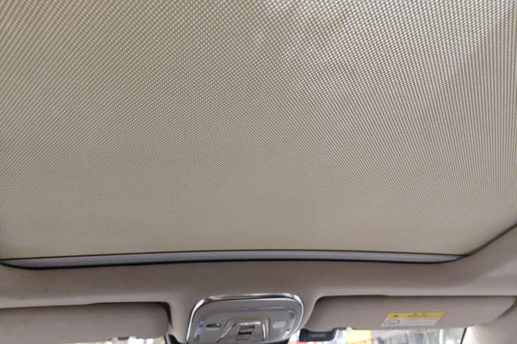 Used BYD Tang 2018 2.0T Automatic Smart Connect Prestige 7-Seater China V Standard Headliner