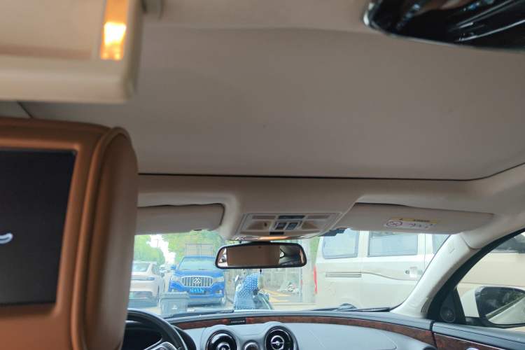 Used Jaguar XJ 2014 XJL 3.0 SC Two-Wheel-Drive Panoramic Business Edition Headliner