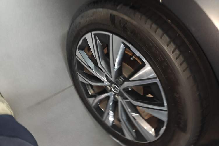 Used Volvo V90 2023 Cross Country B5 AWD Smart Range Edition
