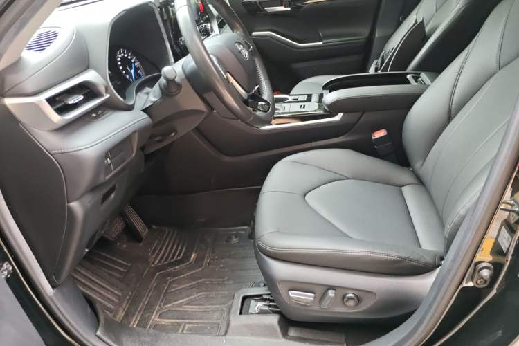 Used Toyota Highlander 2022 Dual-Engine 2.5L Four-Wheel Drive Luxury Edition 7 Seats