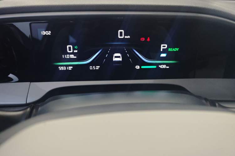 Used Geely Galaxy Geome 2025 UP 410km Exploration Edition Instrument Cluster