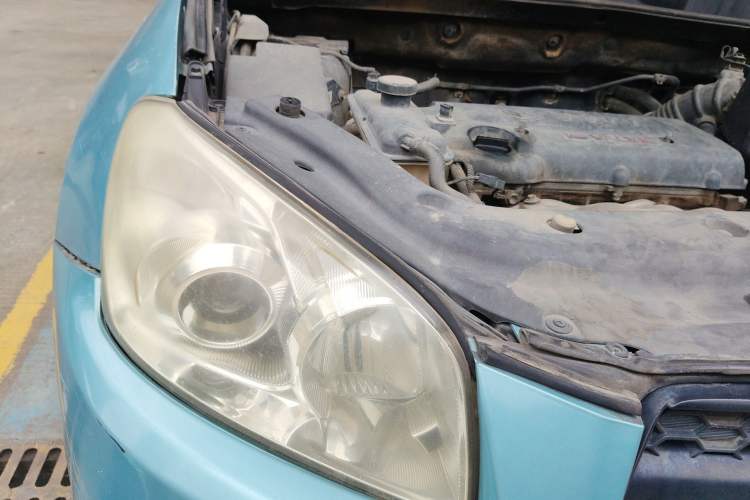 Used Toyota RAV4 2009 2.0L Automatic Luxury Navigation Edition Right Front Headlight