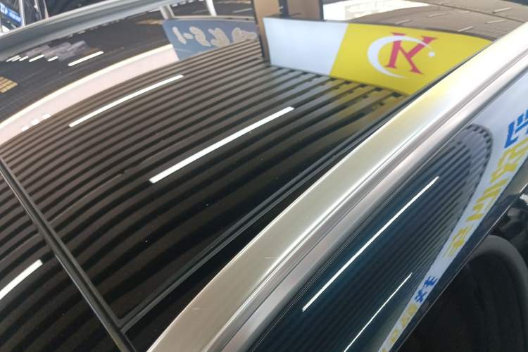 Used Mercedes-Benz GLC 2022 Facelifted GLC 260 L 4MATIC Dynamic Edition Roof