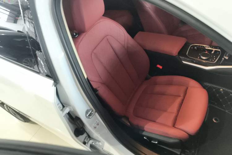 Used BMW 3 Series 2023 325Li M Sport Package
