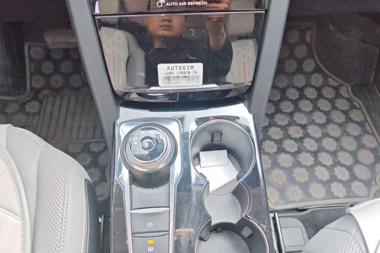 Used Ford Escape 2020 EcoBoost 245 Four-Wheel Drive Luxury Edition