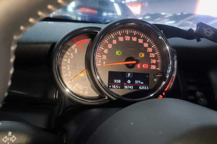 Used MINI 2019 1.5T COOPER Artist Instrument Cluster