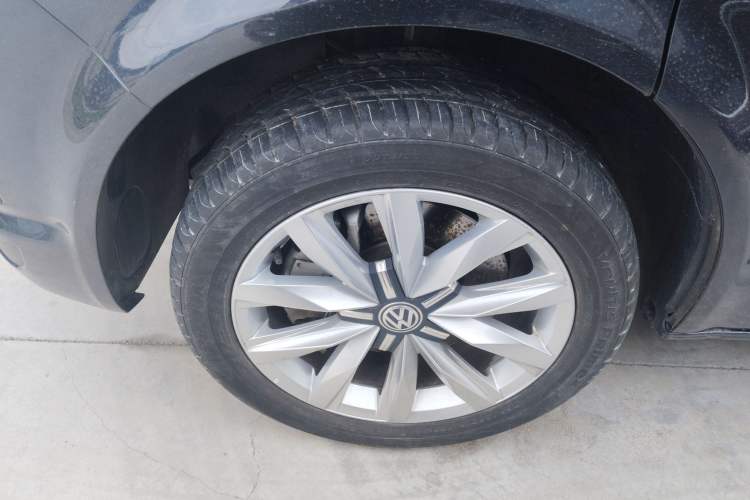 Used Volkswagen Multivan 2019 2.0 TSI Two-Wheel Drive Luxury Edition 7 Seats Exterior 4