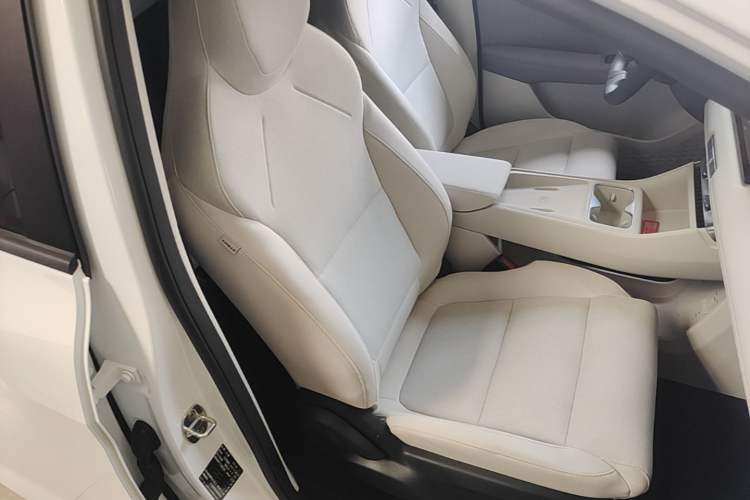 Used MG 4 EV 2026 Model 437 All-in-One Edition Right Front Seat