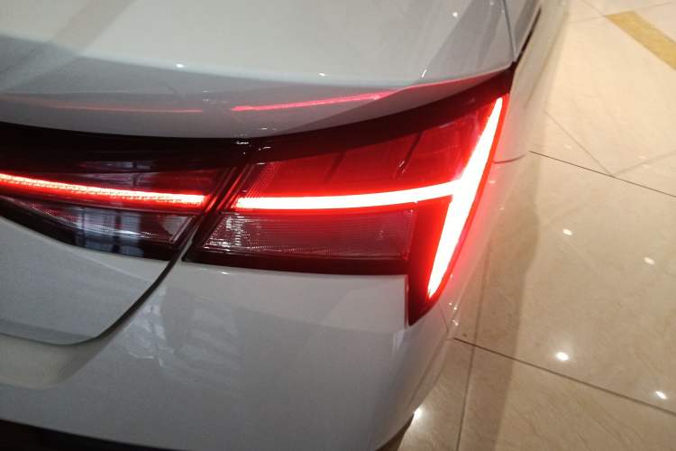 Used Hyundai Elantra 2023 1.5L CVT LUX Prestige Edition